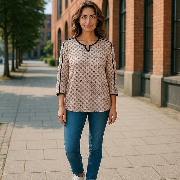 Liz Claiborne Tops - Liz Claiborne Career Collection Top